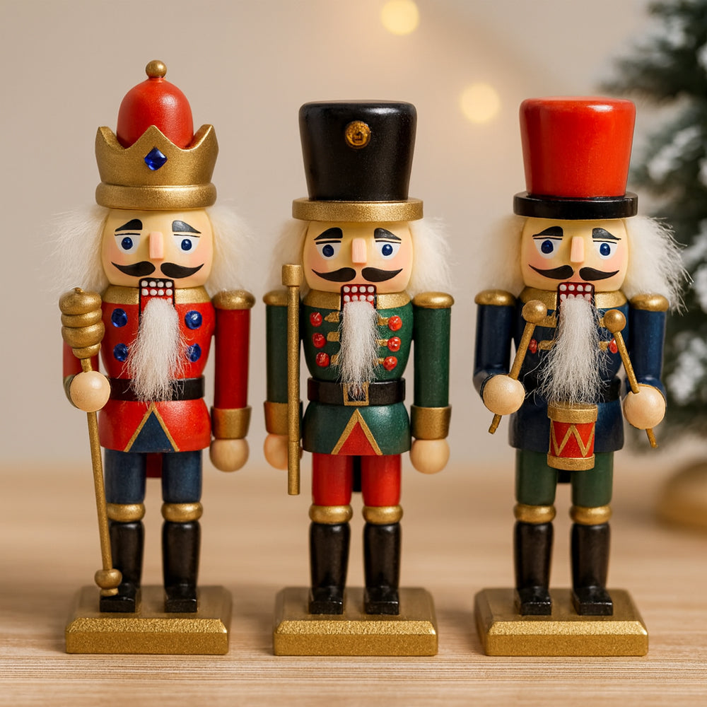 Nøddeknækker figurer i Træ  - 15 cm, sæt med 3 figurer -